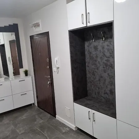 Apartment Модерен И Стилен Апартамент За Гости 